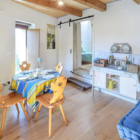 Stunning In San Pietro A Dame With Jacuzzi Holiday home *