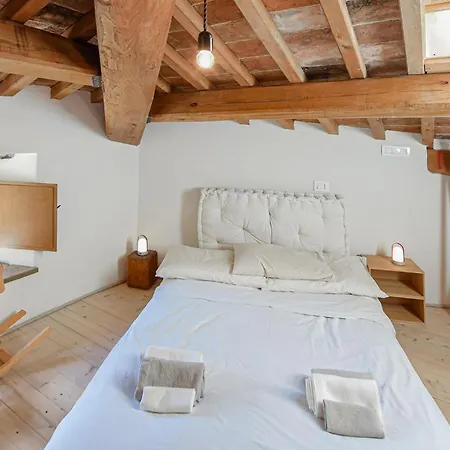 Casa vacanze Stunning In San Pietro A Dame With Jacuzzi Poggioni